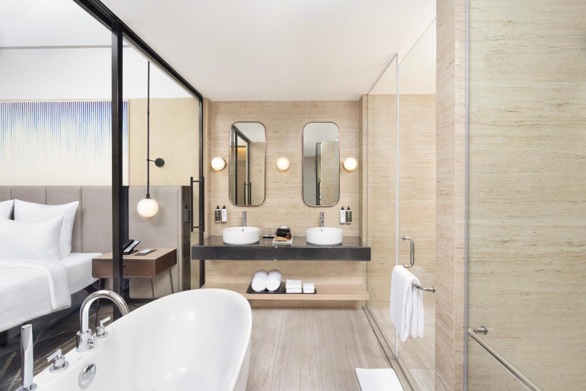 Novotel New Delhi City Centre Екстер'єр фото